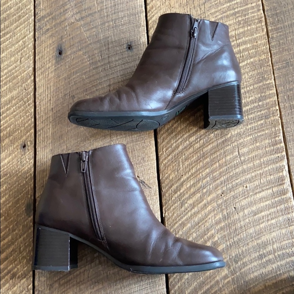 TM Penny Brown Booties Size 7.5W